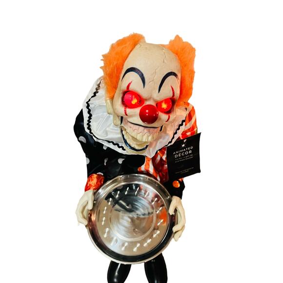 Halloween Clown eyes light up Red .A Candy a day keeps the Clown away - Picture 4 of 6